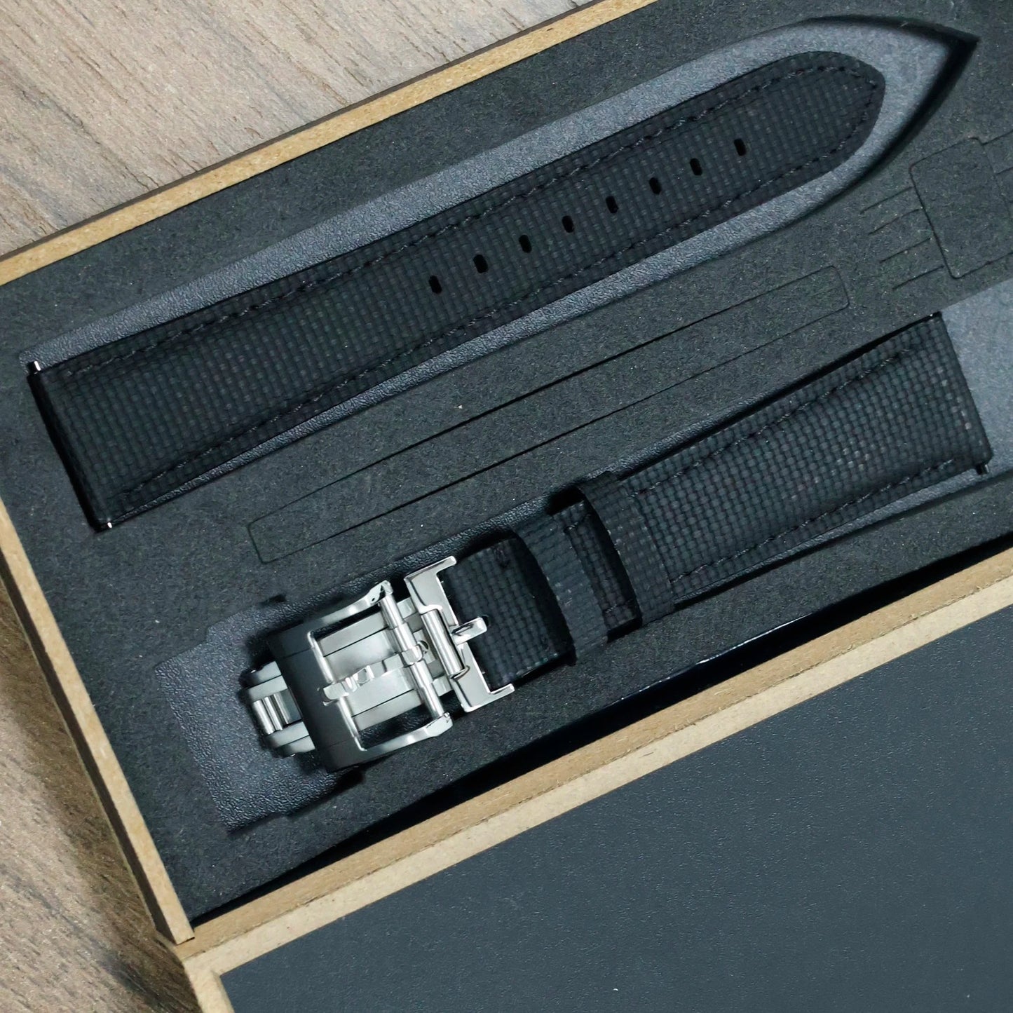 Universal Soft Sailcloth Signature Strap delugs design For Omeaga Tudor Tissot Rolex Tank Cartier Signature Watch Bands