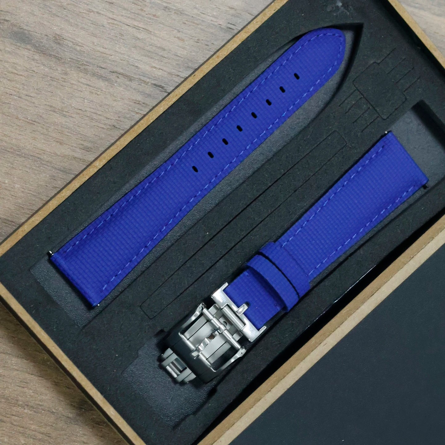 Universal Soft Sailcloth Signature Strap delugs design For Omeaga Tudor Tissot Rolex Tank Cartier Signature Watch Bands