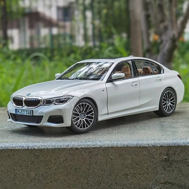 NOREV 1:18 2019 New 3 Series G20 330i White Black scale diecast scale model car Metal collectible gift to friends and family