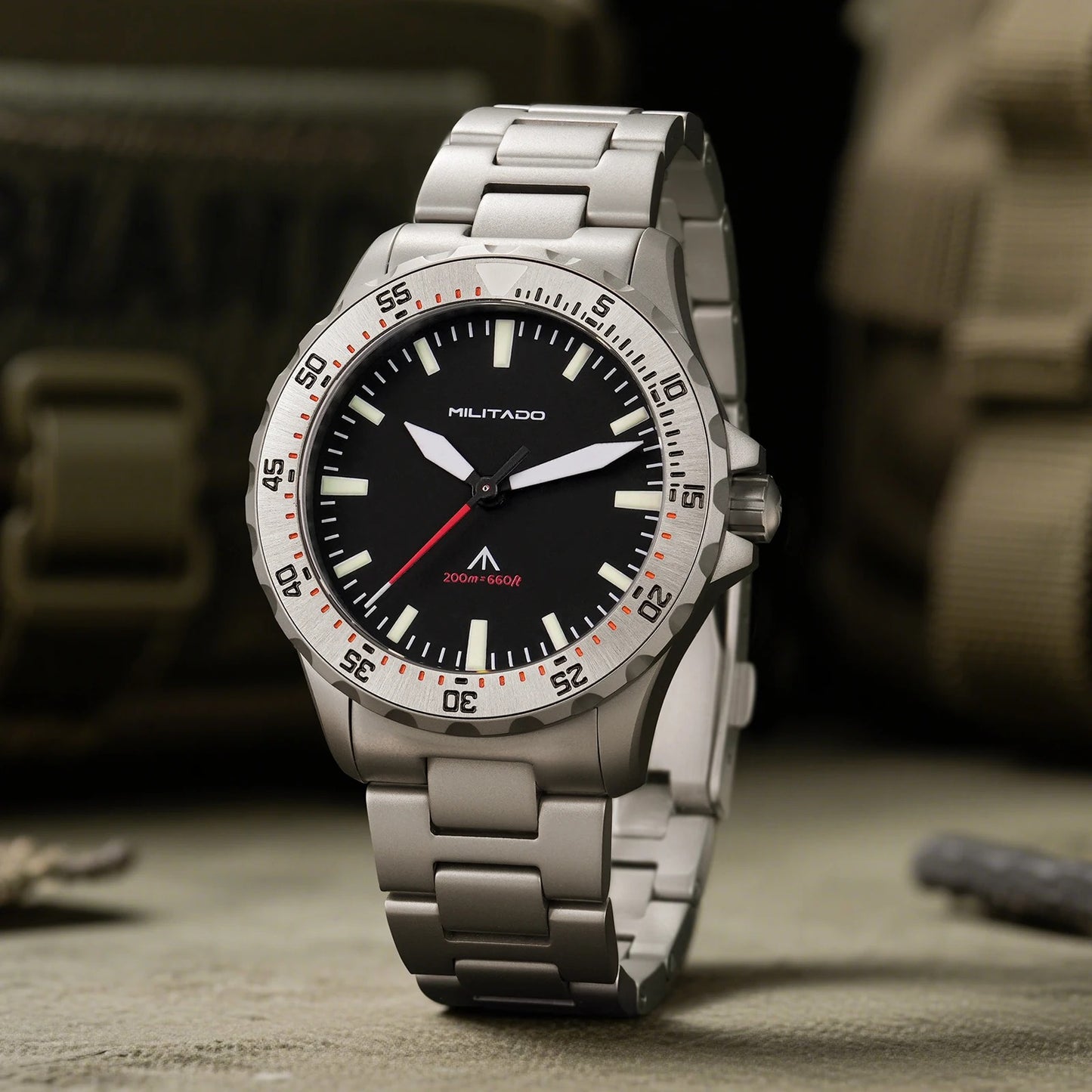 Militado Watch 39mm Dive Watches Sapphire Crystal 200M Water Resistant Swiss Luminous Ceramic Bezel Quartz Wristwatch for Men
