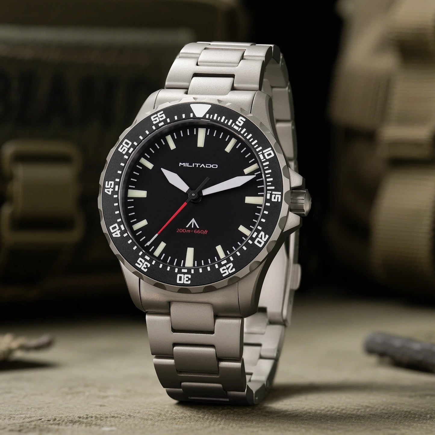 Militado Watch 39mm Dive Watches Sapphire Crystal 200M Water Resistant Swiss Luminous Ceramic Bezel Quartz Wristwatch for Men