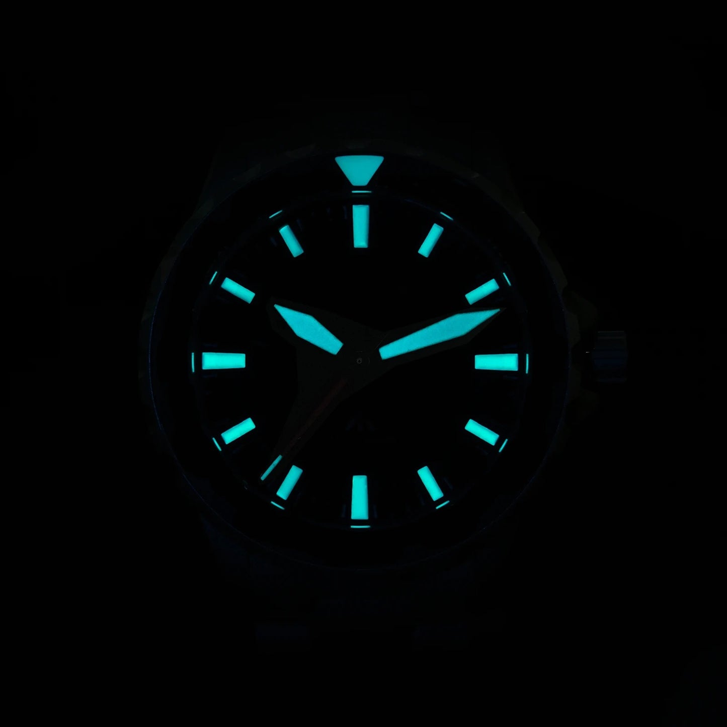 Militado Watch 39mm Dive Watches Sapphire Crystal 200M Water Resistant Swiss Luminous Ceramic Bezel Quartz Wristwatch for Men