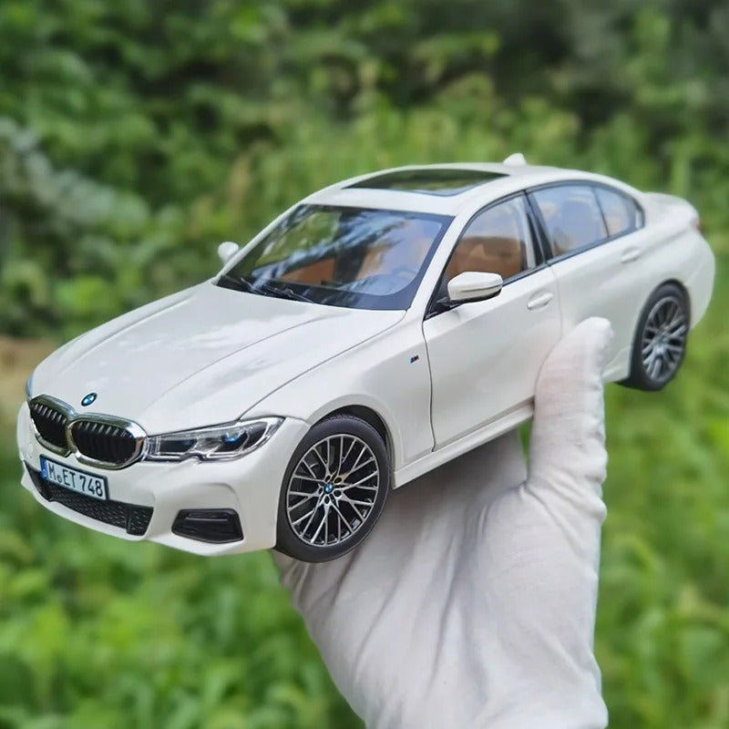NOREV 1:18 2019 New 3 Series G20 330i White Black scale diecast scale model car Metal collectible gift to friends and family